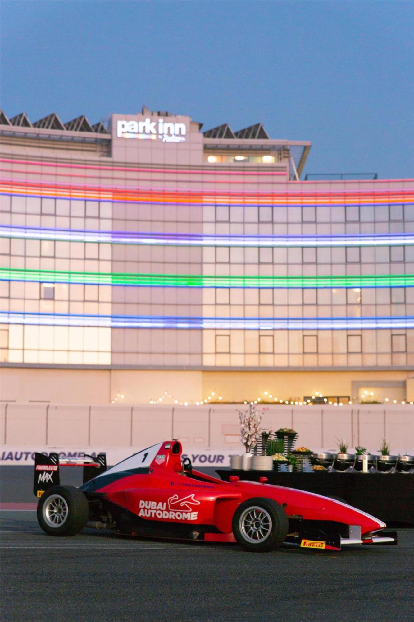 Park By Radisson Motor Dubaï